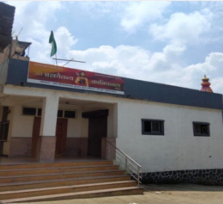 इतर प्राचीन व विशेष मंदिरे